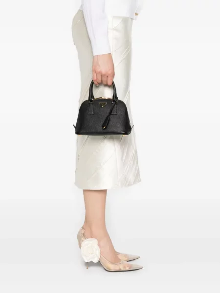 Кожена кожена чанта Prada черно
