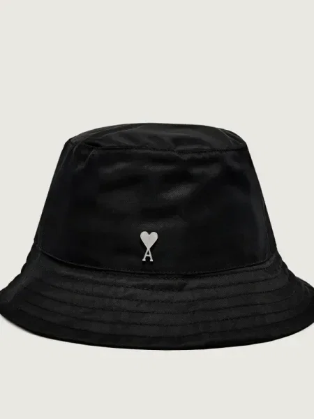 AMI Paris Pălărie negru
