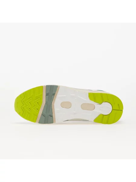 Кроссовки Karhu серые