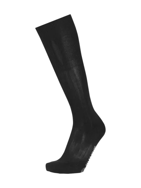 Skarpety z detalem z logo model ‘MILANO’ Falke czarne
