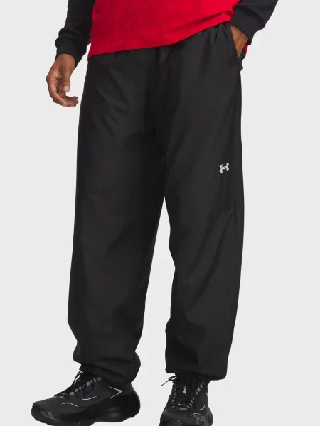 Спортивные штаны Under Armour черные