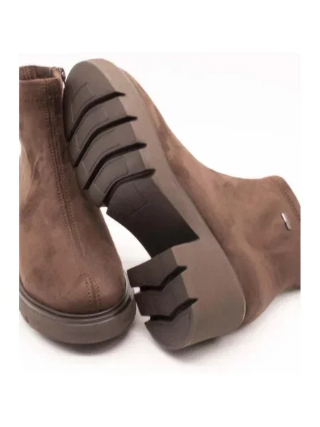 Pantofi Viguera din piele de căprioară maro
