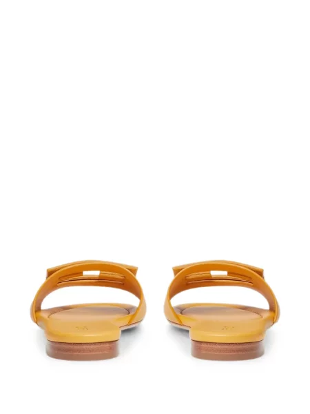Sandale Fendi din piele galben