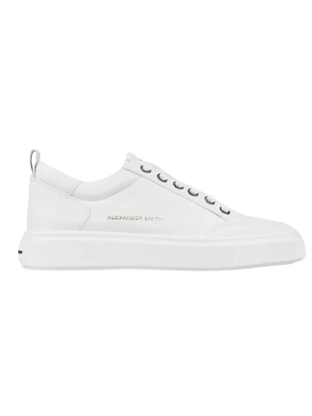 Sneakersy Alexander Smith w miejskim stylu białe