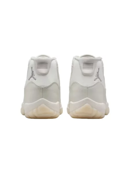 Retro tenisky Nike s perlami bílé