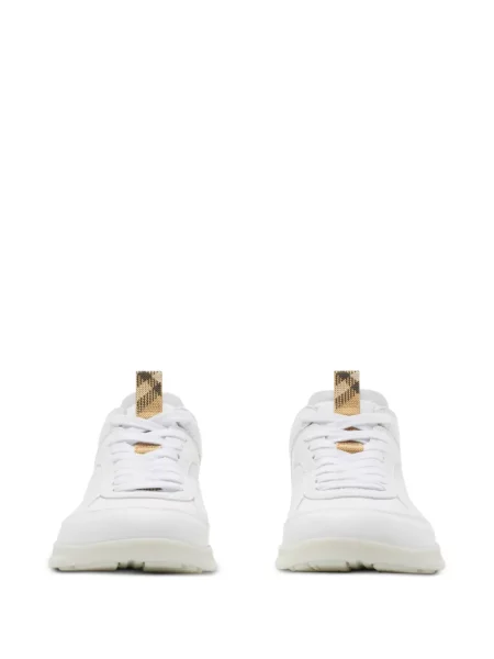 Sneakerși Burberry alb