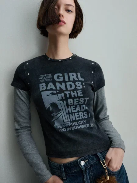 Bershka Koszulka Z Krótkim Rękawem Ćwiekami I Nadrukiem Kobieta Xs Ciemnoszary