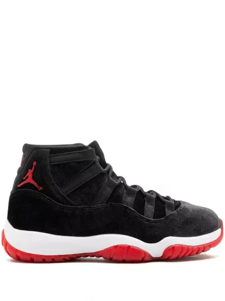 Sneakerși Jordan de catifea negru