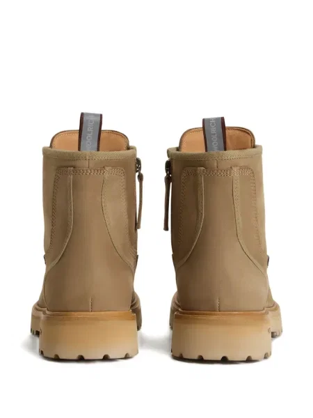 Botine Woolrich cu șireturi din dantelă
