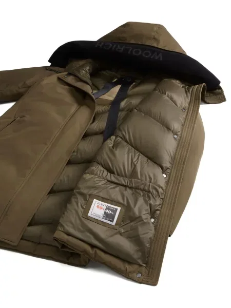 Parka Woolrich hnědá