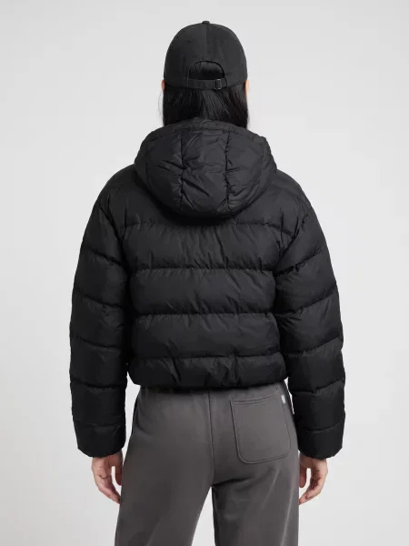 Bunda New Balance čierna