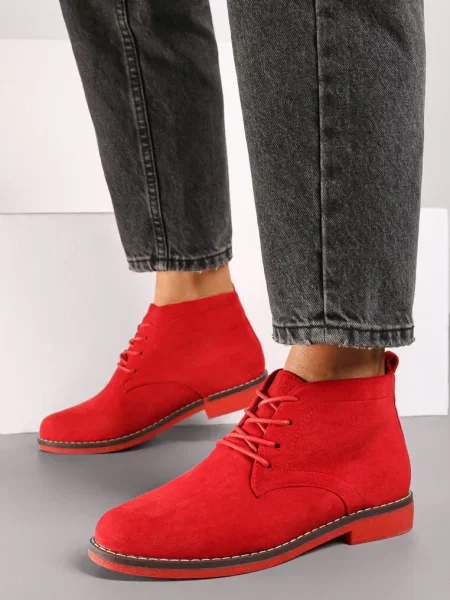 Botine Inny cu șireturi roșu