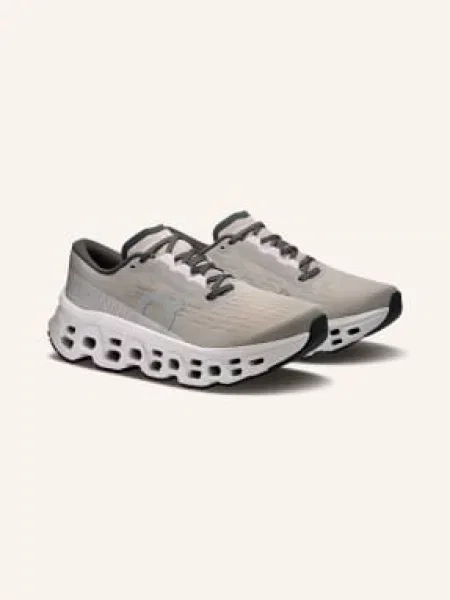 Buty do biegania On Cloudmonster 3 truffle/ivory beżowe