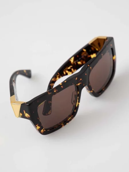 Bottega Veneta napszemüveg barna