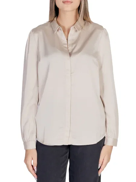 Jednobarevná halenka Vila Clothes černá