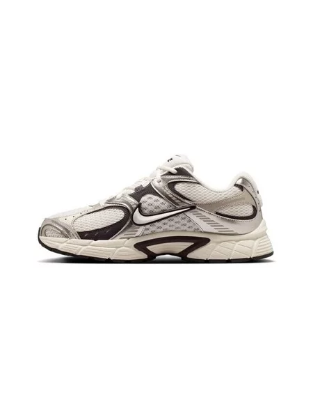 Nike Sportswear Nízke tenisky RNR krémová strieborná / prírodná biela hnedá