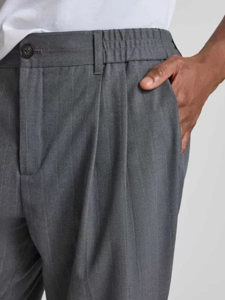 Spodnie materiałowe o kroju straight fit z kantami Model Marc' Casual Friday