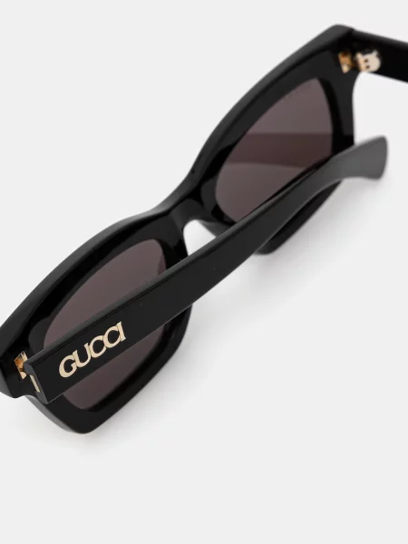 Солнцезащитные очки Gucci черные