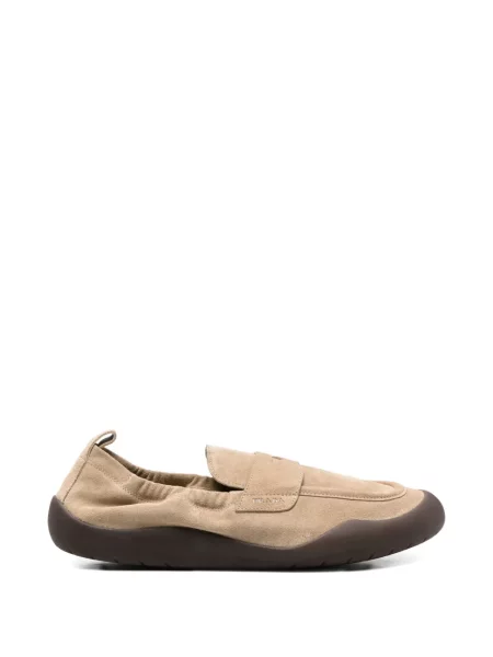 Pantofi loafer Prada din piele de căprioară cu autograf