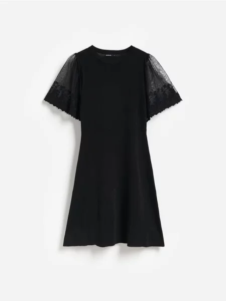 Reserved Rochie cu o nota de vascoza negru