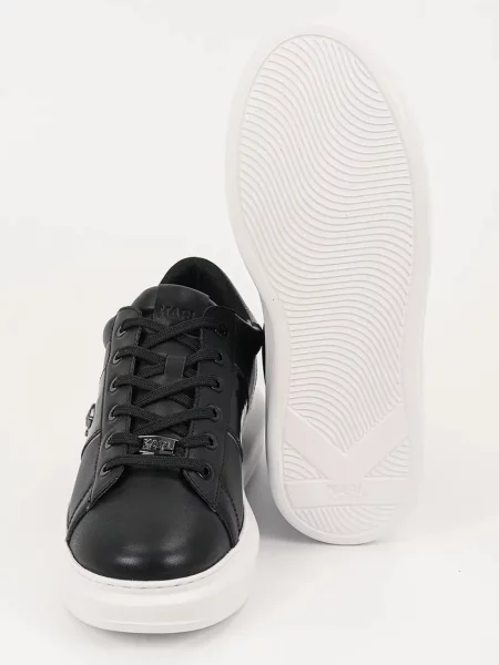 KARL LAGERFELD Sneakersy czarny