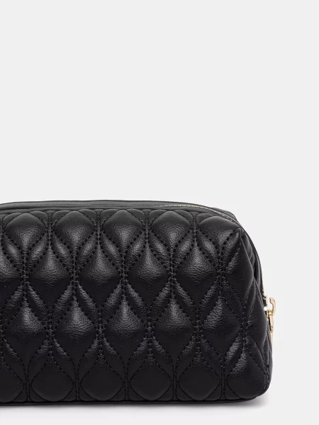 Кожаная косметичка Guess