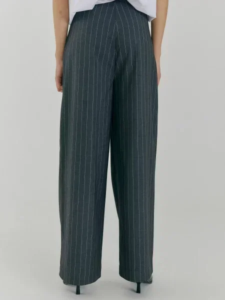 NORR Pantaloni închis verde