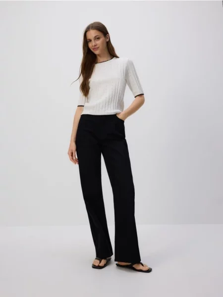 Reserved Top din jerseu cu conținut ridicat de crem