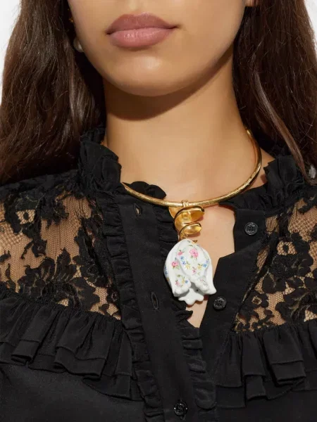 Colier Chloé cu model floral cu imagine