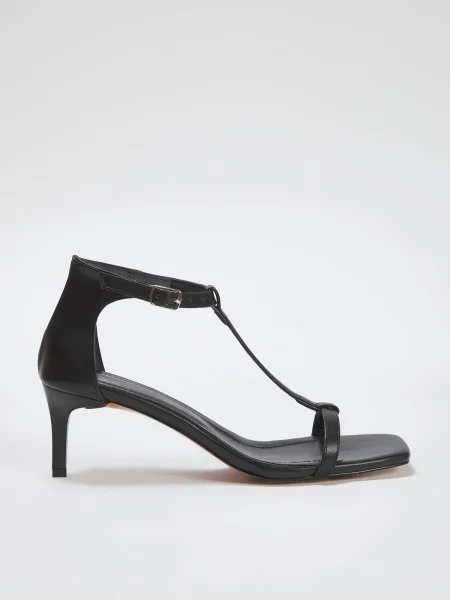 Trendyol Sandale cu baretă negru