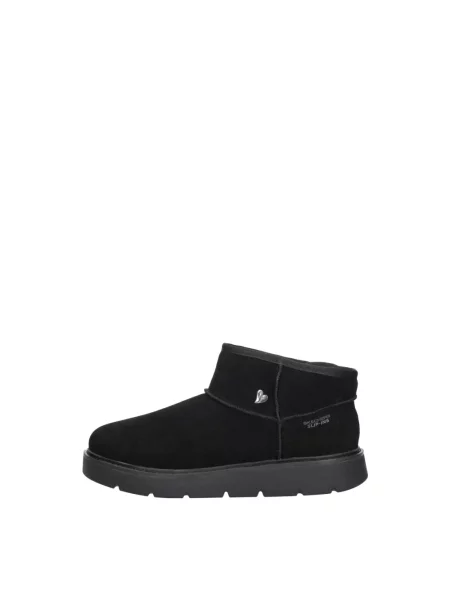 Botki Skechers w miejskim stylu czarne