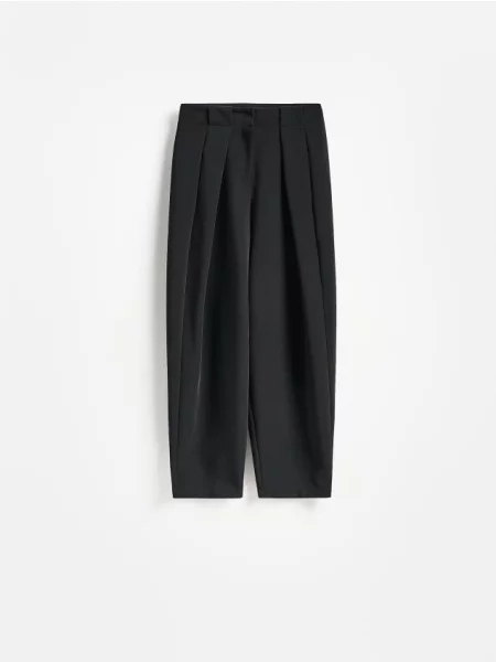 Reserved Pantaloni cu pliuri negru