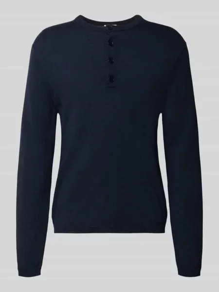 Sweter z dzianiny z kołnierzem henley Drykorn granatowy