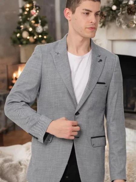 Яке Dewberry сиво