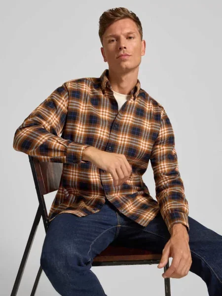 Koszula casualowa o kroju casual fit z kołnierzykiem typu button down Olymp Level Five
