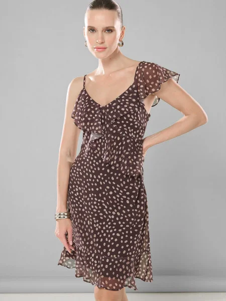 Trendyol Rochie / maro bej