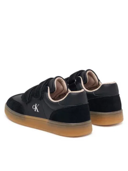 Sneakersy Calvin Klein bílé