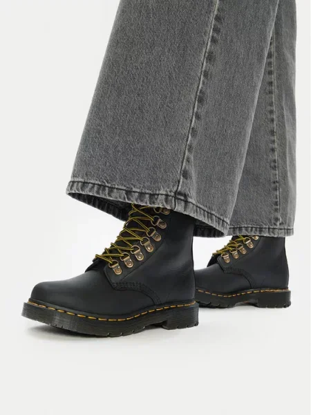 Planinarske cipele Dr. Martens Pascal Black crna