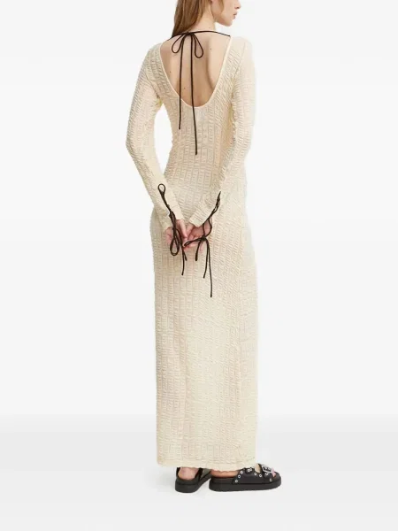 Odgovarati maksi haljina Résumé