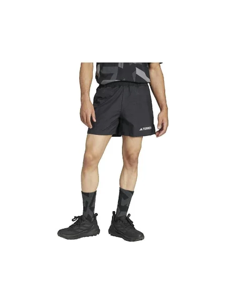 Ruha Adidas fekete