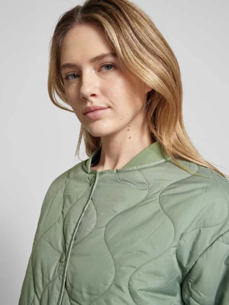 Kurtka pikowana o kroju relaxed fit z zapięciem na zatrzaski S.oliver Red Label
