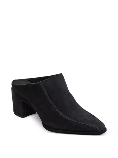Papuci tip mules Bernardo din piele de căprioară negru
