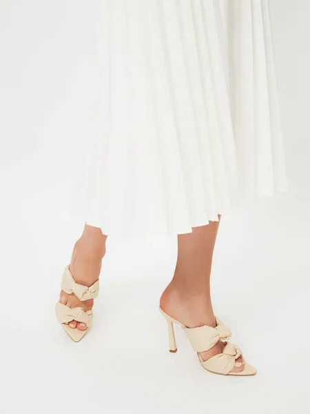 Copati Trendyol bež