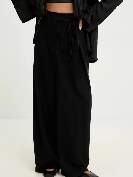 Hlače Answear Lab črna