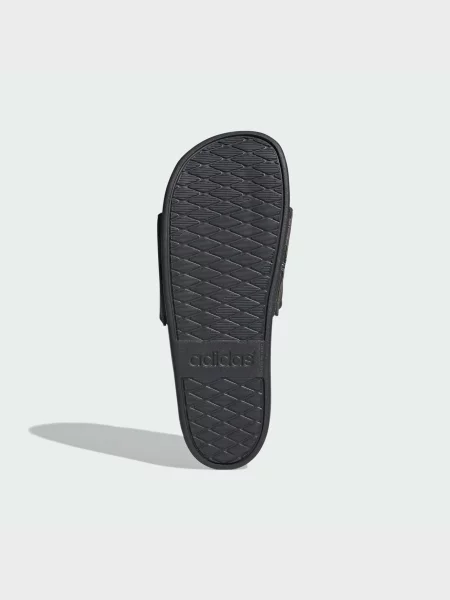 Синтетический шлепанцы Adidas черные