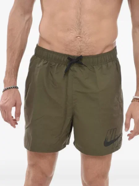 Scurt chiloți Nike cu imagine cu model floral negru