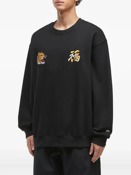 Hanorac crewneck Alpha Industries cu decolteu rotund cu dungi de tigru negru
