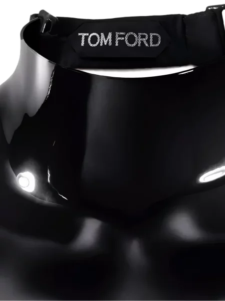 Top Tom Ford de lac negru