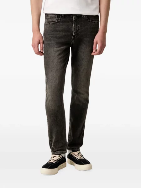 Decupat pantaloni scurți din denim Levi's® zdrențuiți cu talie înaltă albastru