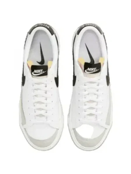 Sako Nike biela